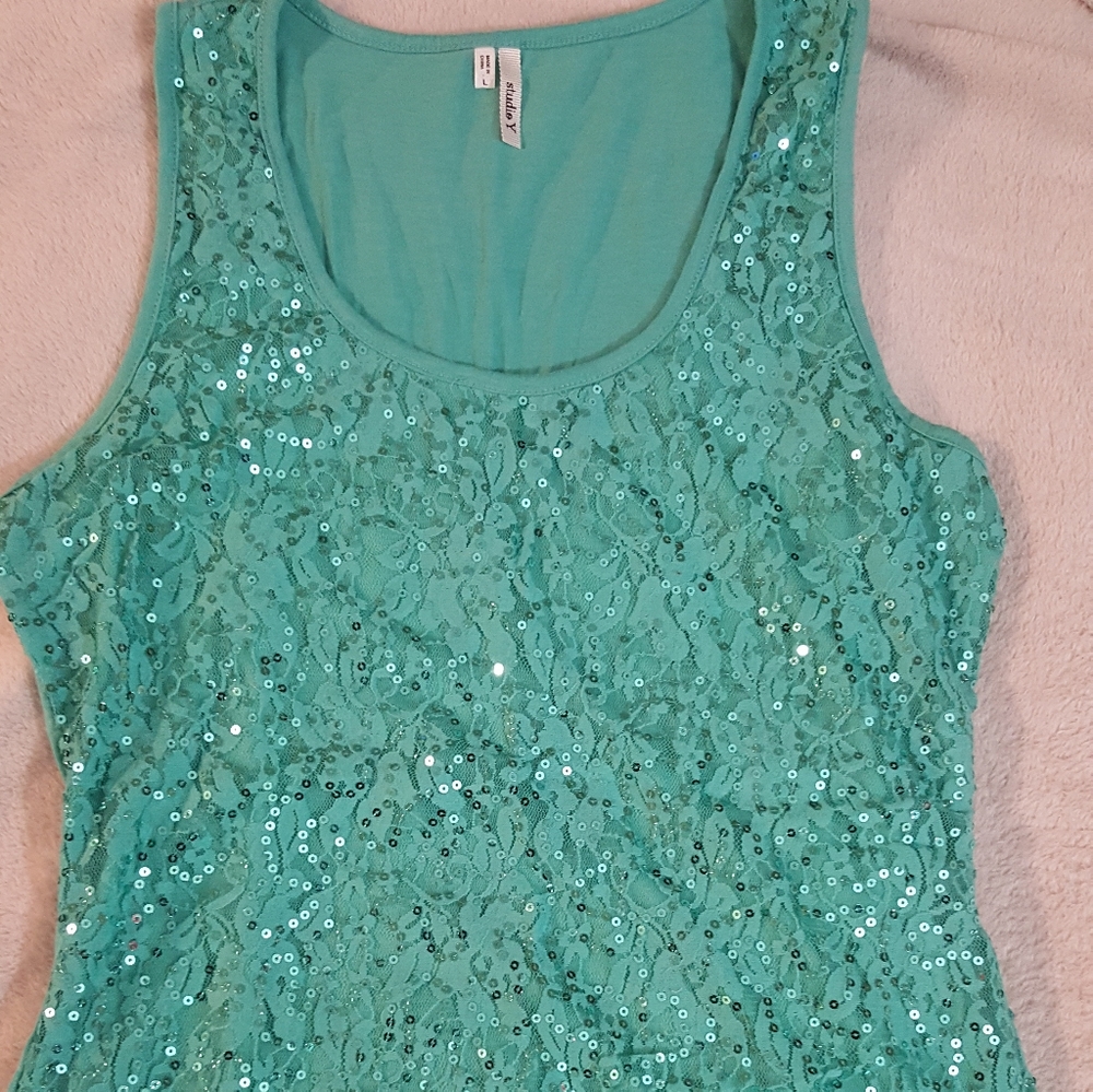 Sequence tank